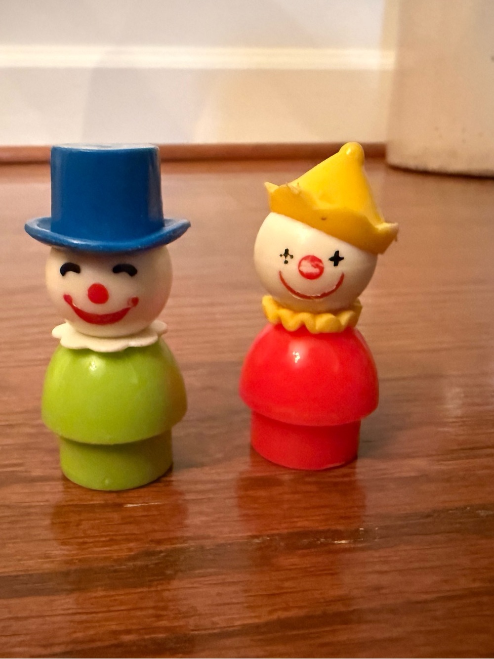 Vintage Fisher Price Little People Clowns Lot of 2 Plastic 675 991 Circus Fire